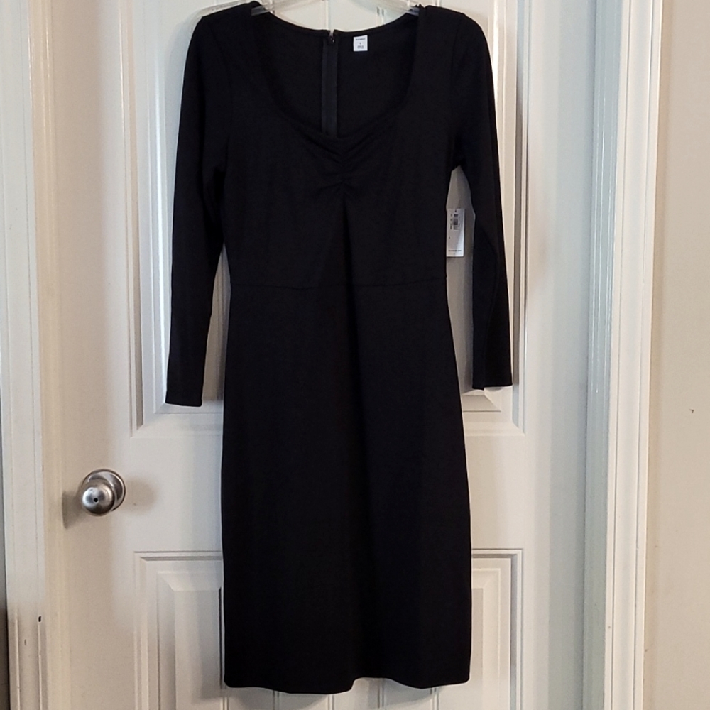 Slimming Old Navy Black Dress size small